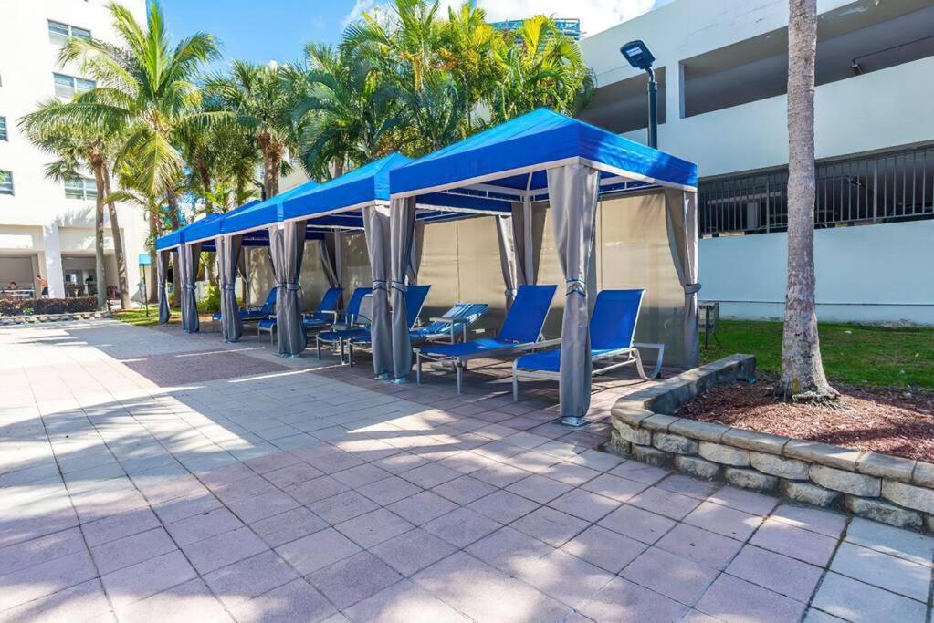 Miami Holiday Apartments サニーアイルズビーチ エクステリア 写真